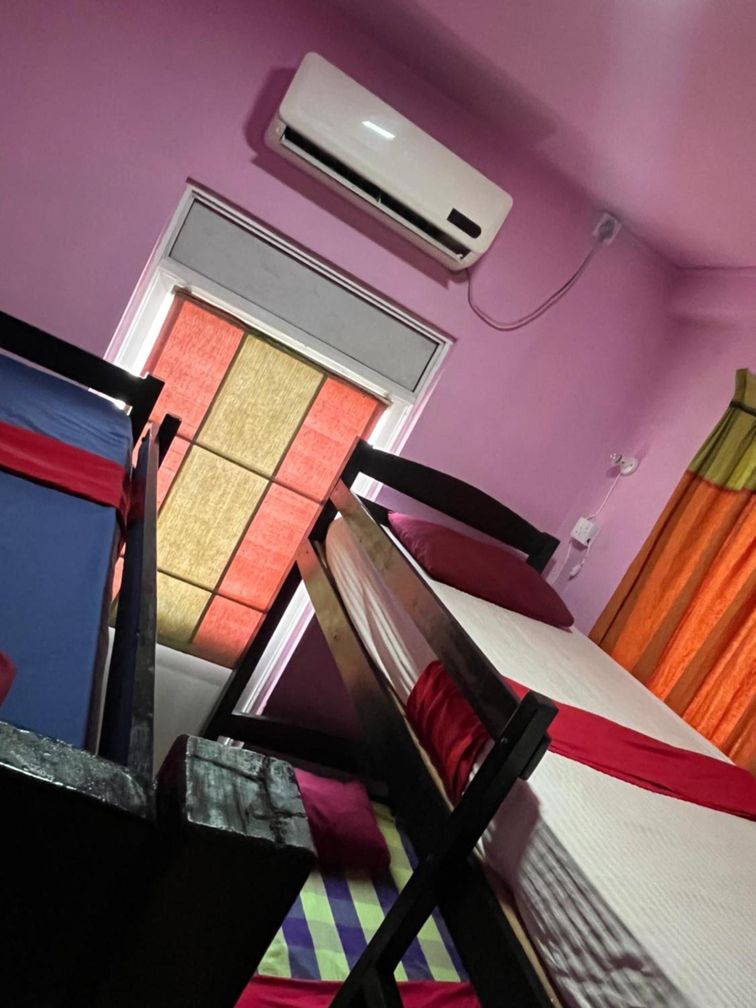 Kandy Backpackers Hostel Экстерьер фото