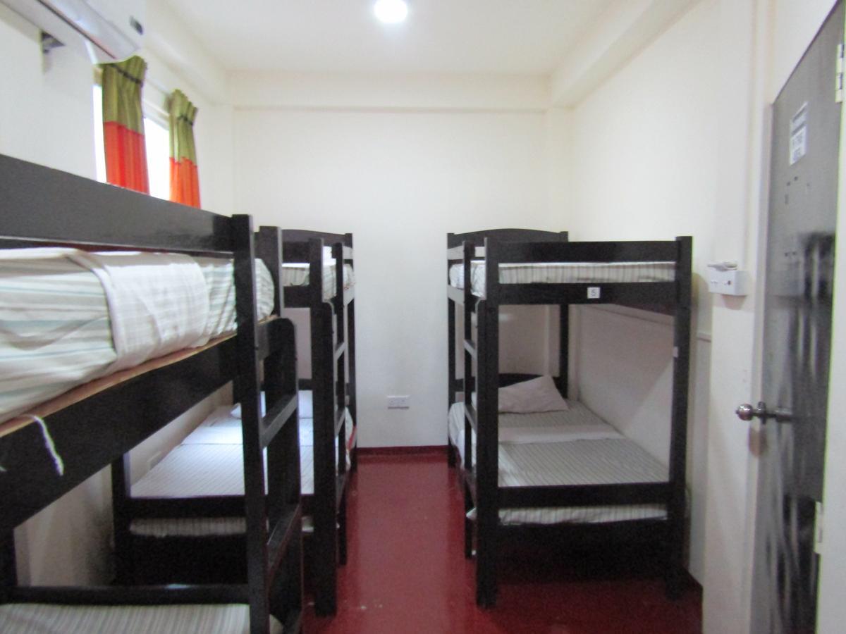 Kandy Backpackers Hostel Экстерьер фото