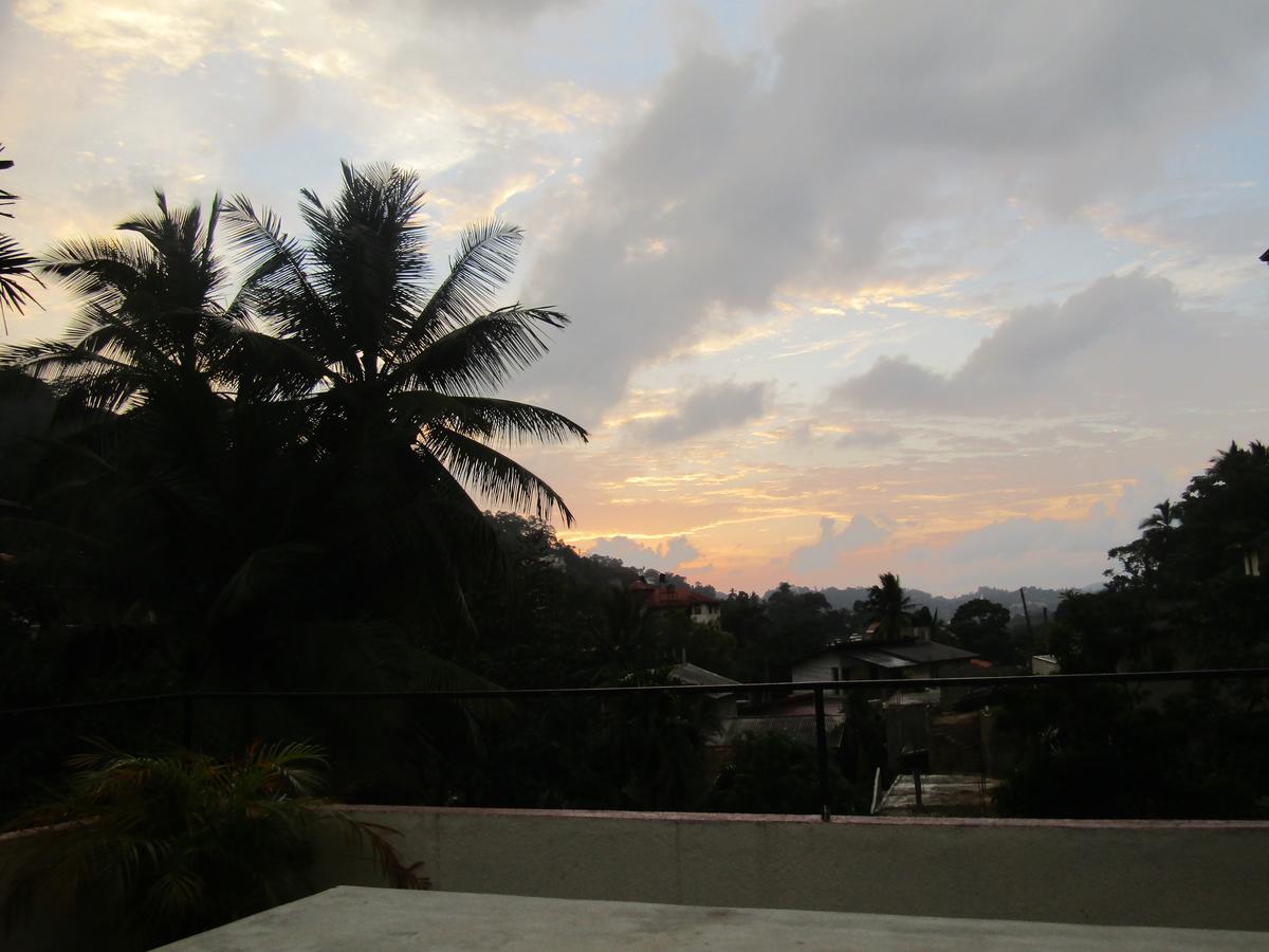 Kandy Backpackers Hostel Экстерьер фото