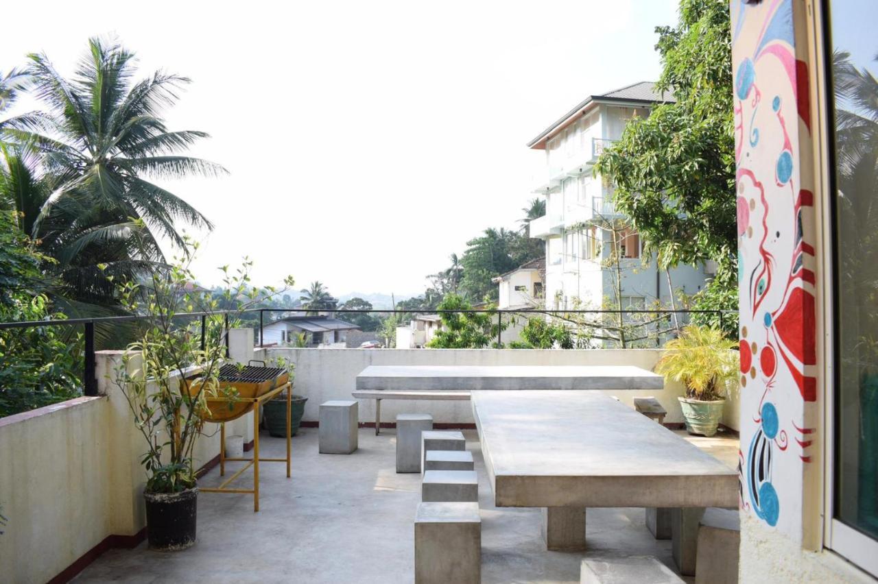 Kandy Backpackers Hostel Экстерьер фото